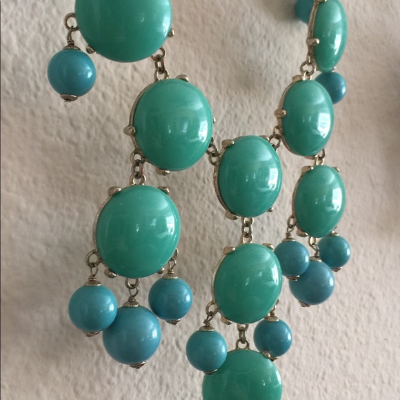 J. Crew bubble necklace in excellent condition! - Picture 3 of 4